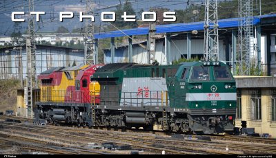 HXN5-0339重联HXN5B-0120漳平站出库